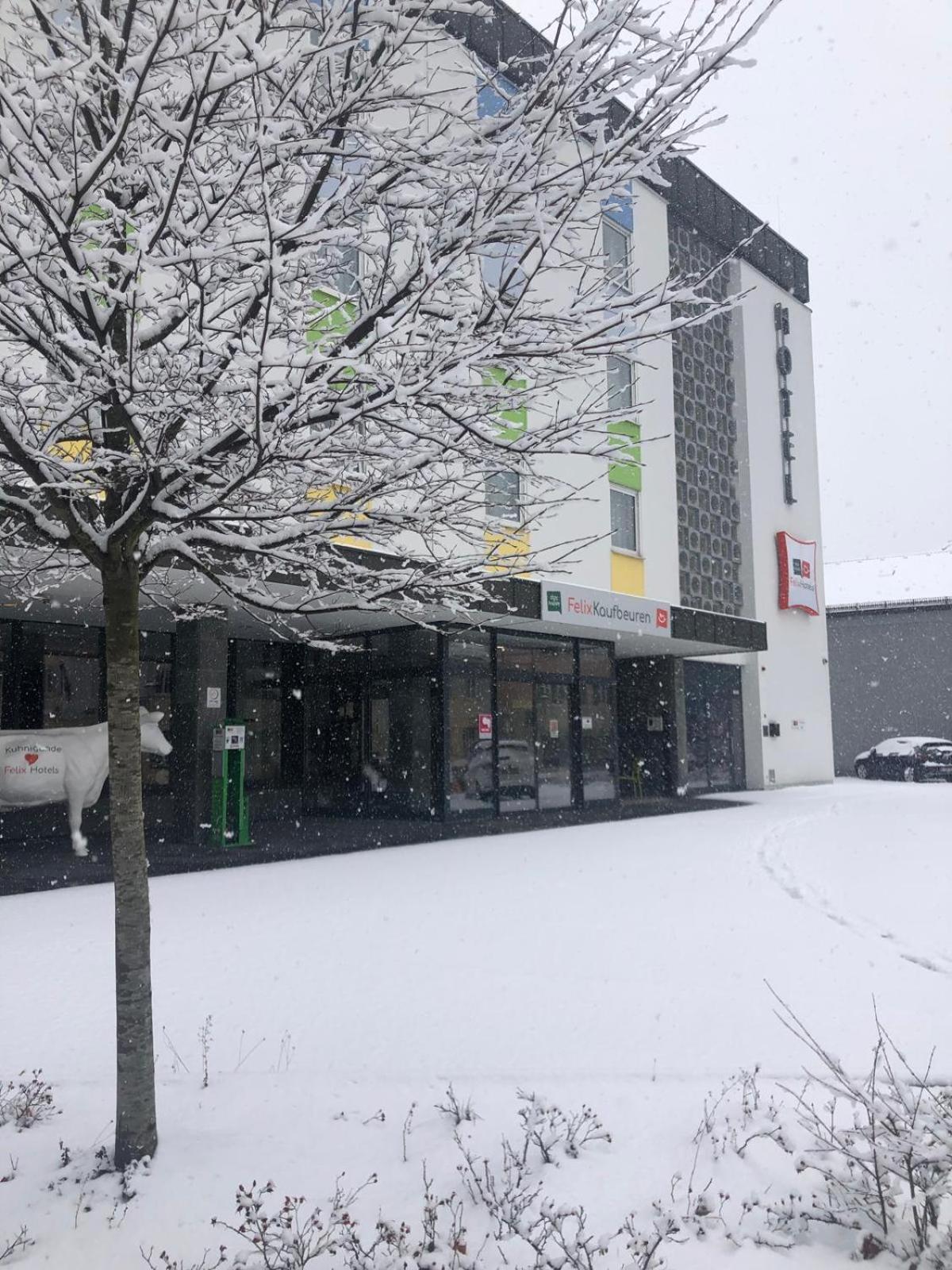 Felix Hotel Kaufbeuren Bagian luar foto